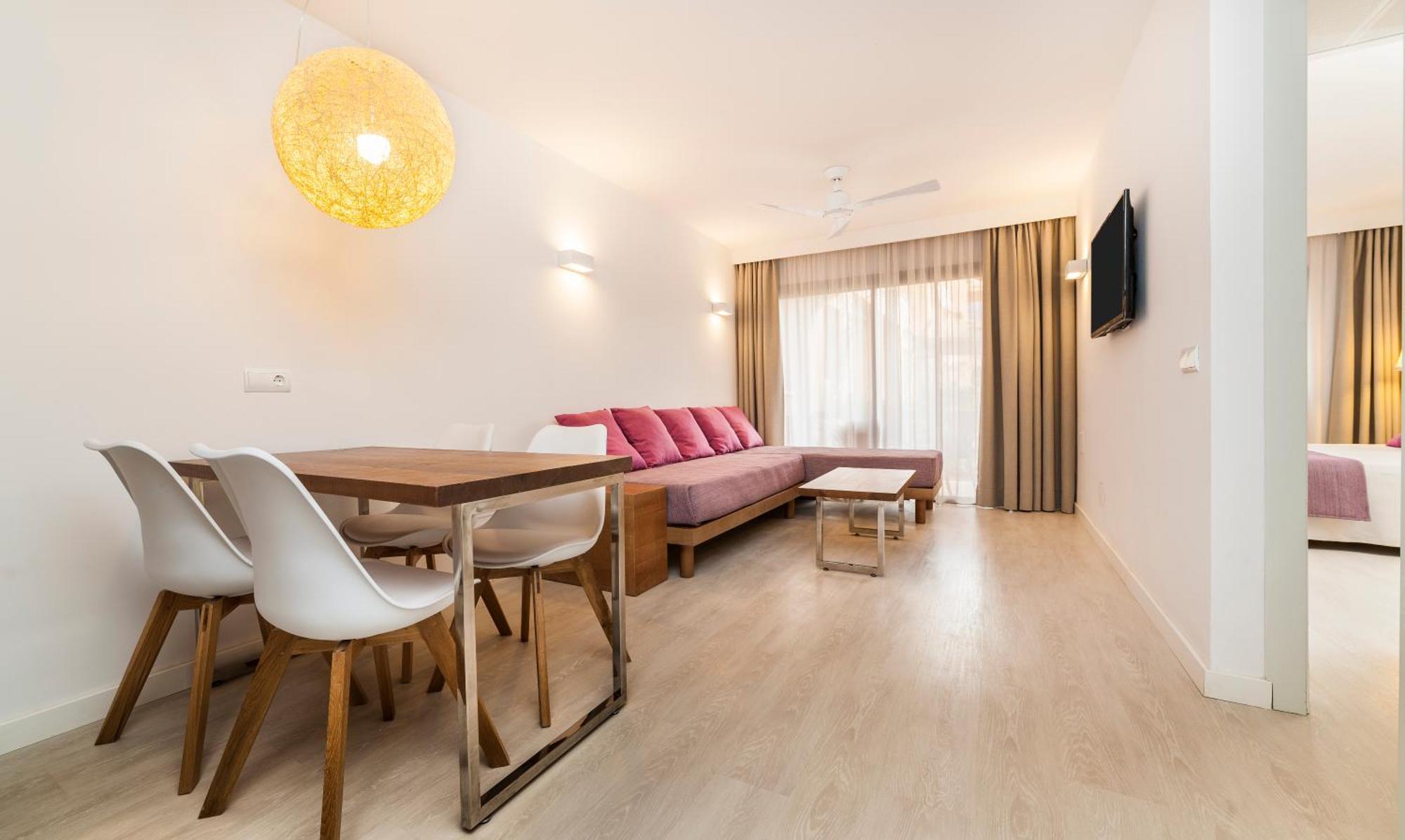 Insotel Club Tarida Playa 4* San José